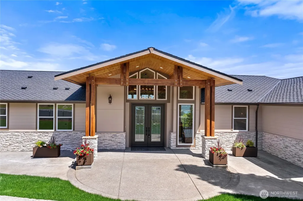 45 Tamerlane Loop Sequim WA 98382