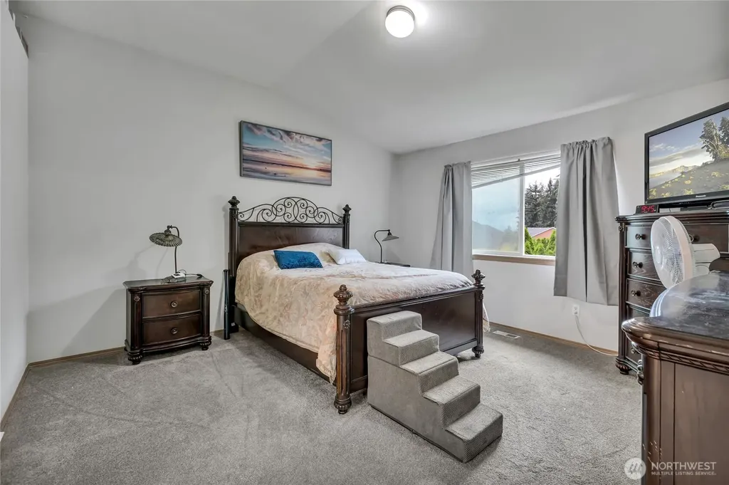 16812 118th Avenue Ct E Puyallup WA 98374