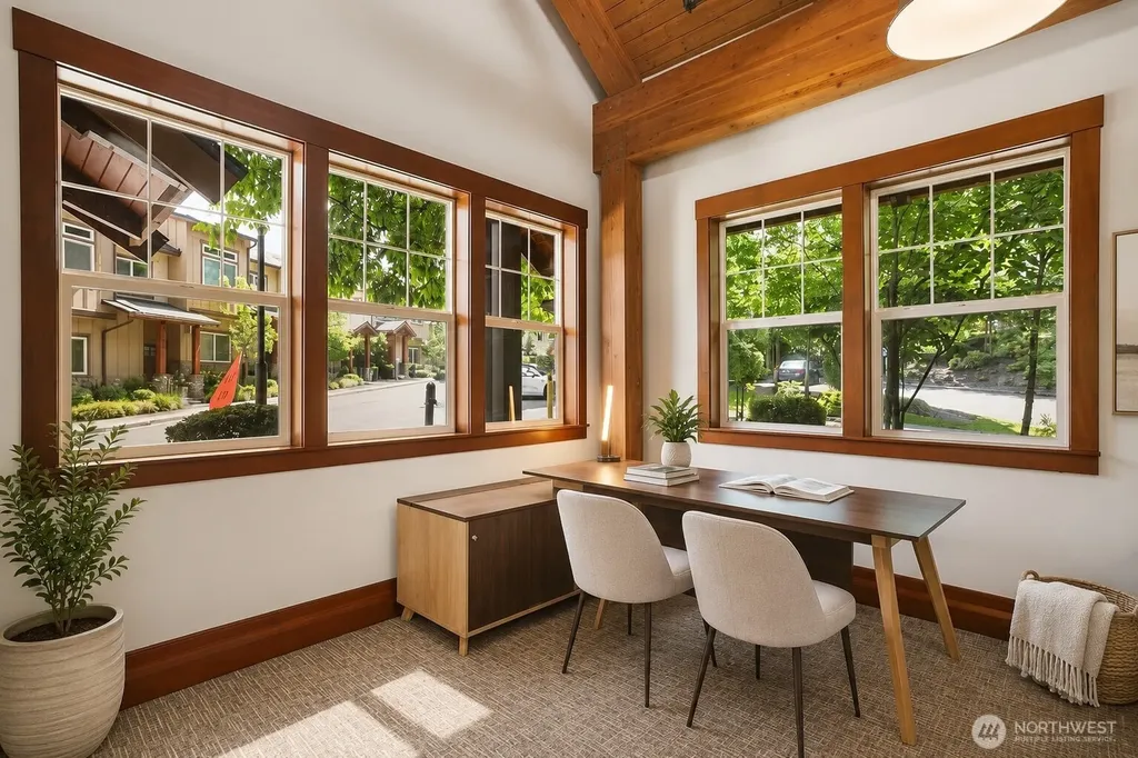1058 Cabin Creek Lane SW Issaquah WA 98027