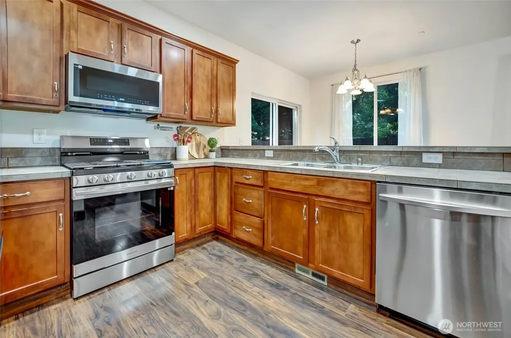 12530 28th Place W Everett WA 98204