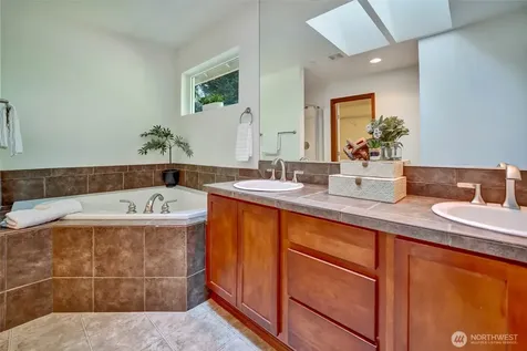 12530 28th Place W Everett WA 98204