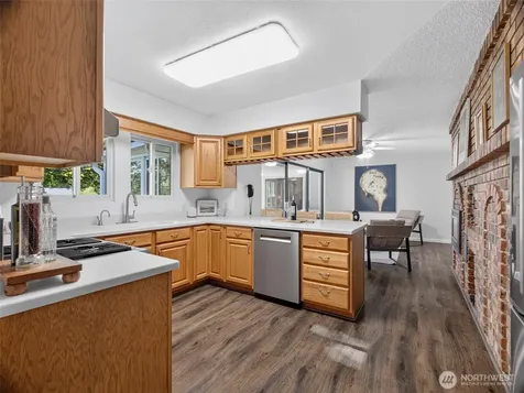 8918 230th Avenue E Buckley WA 98321