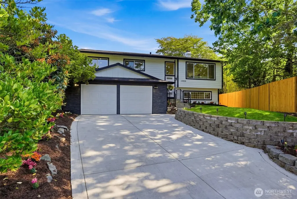 12936 NE 130th Street Kirkland WA 98034