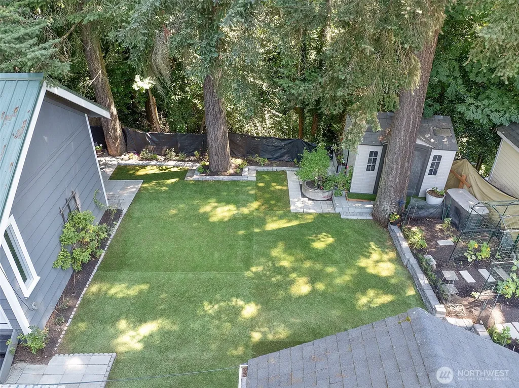 11350 28th Avenue NE Seattle WA 98125