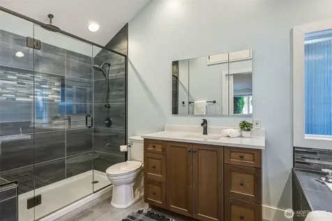 11350 28th Avenue NE Seattle WA 98125