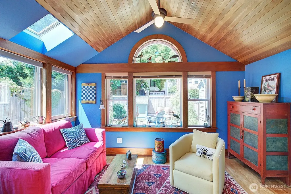 4655 Eastern Avenue N Seattle WA 98103