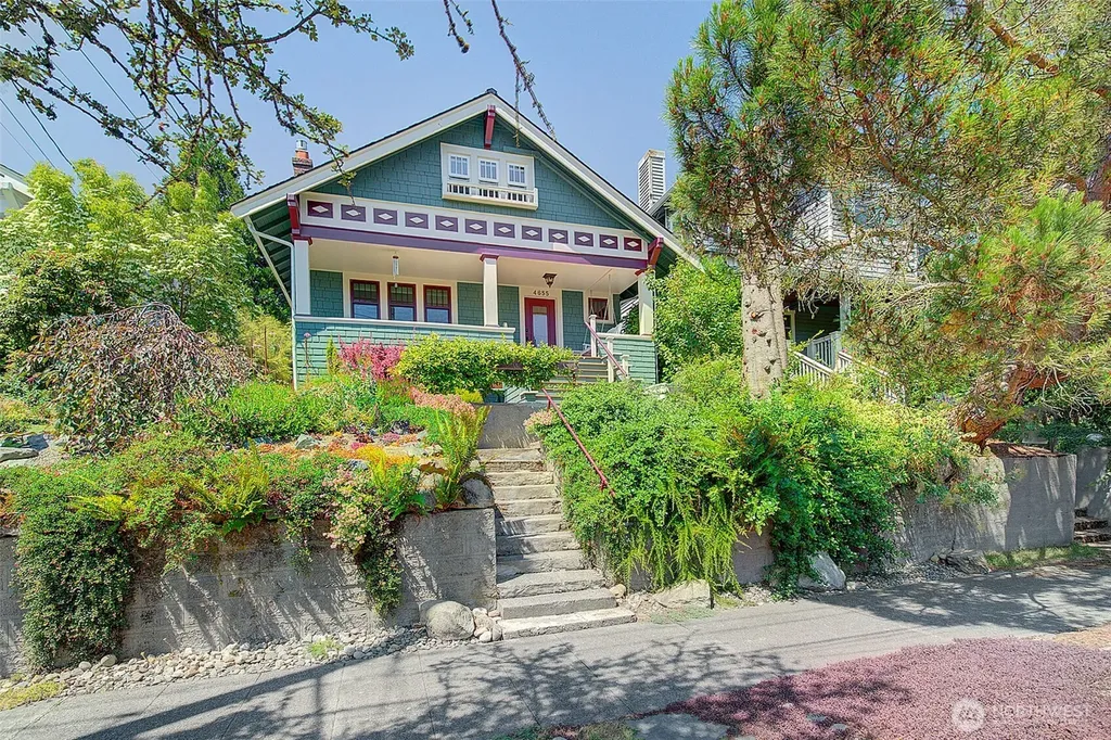 4655 Eastern Avenue N Seattle WA 98103
