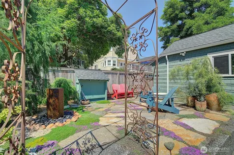 4655 Eastern Avenue N Seattle WA 98103