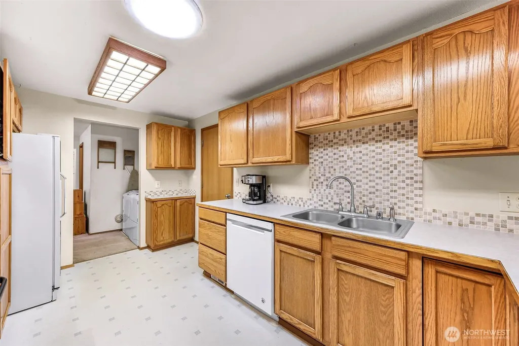13006 160th Avenue SE Renton WA 98059