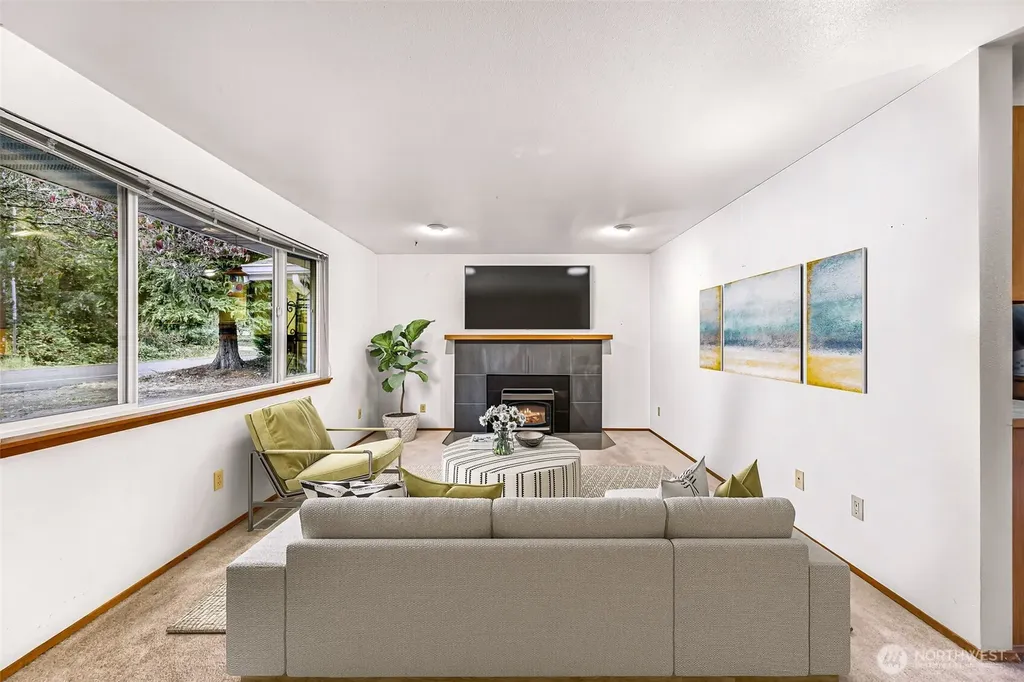 13006 160th Avenue SE Renton WA 98059