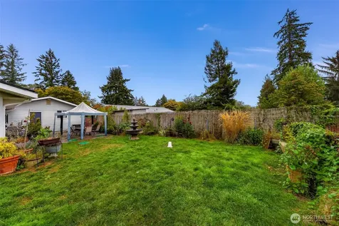 13006 160th Avenue SE Renton WA 98059