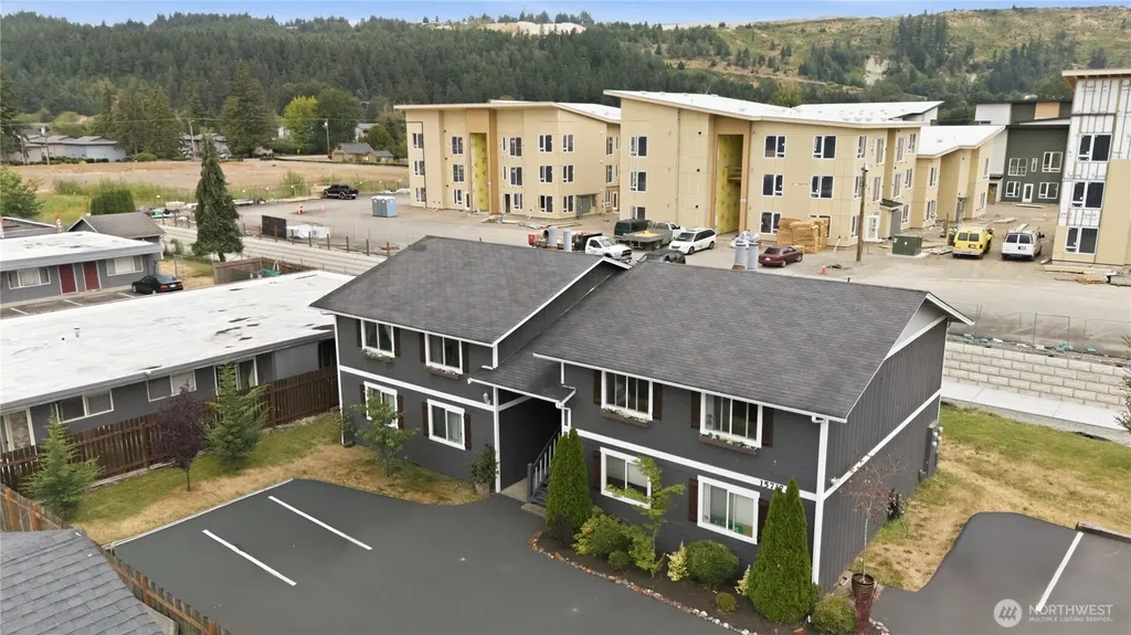 15717 63rd Court St E Sumner WA 98390