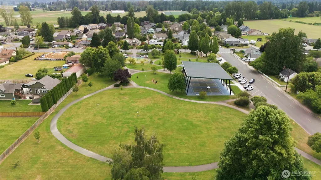 15717 63rd Court St E Sumner WA 98390
