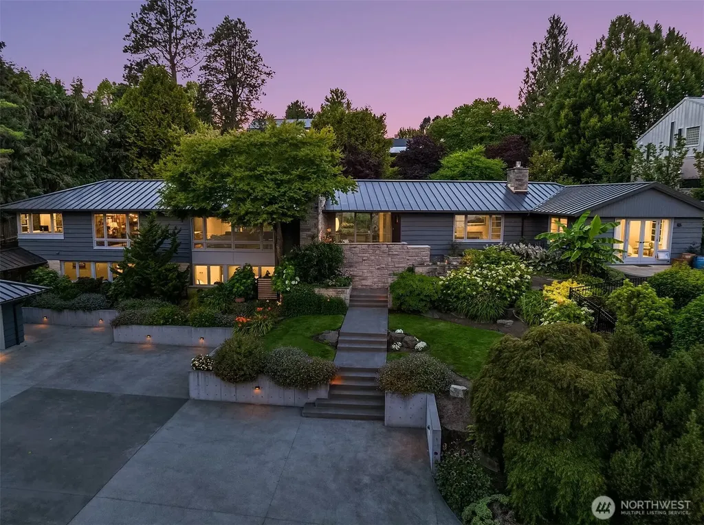 6340 NE Windermere Road Seattle WA 98105