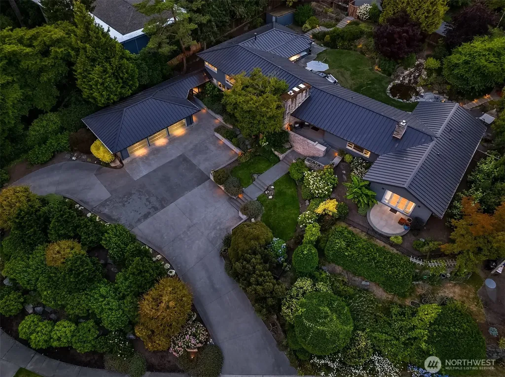 6340 NE Windermere Road Seattle WA 98105