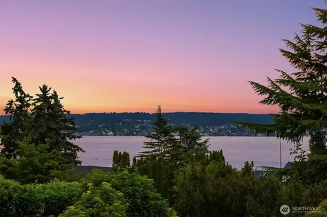 6340 NE Windermere Road Seattle WA 98105