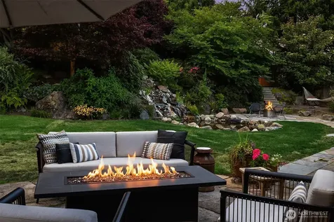 6340 NE Windermere Road Seattle WA 98105