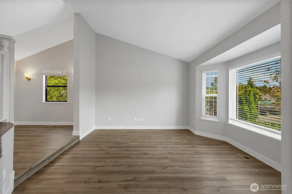 12116 SE 280th Street Kent WA 98030