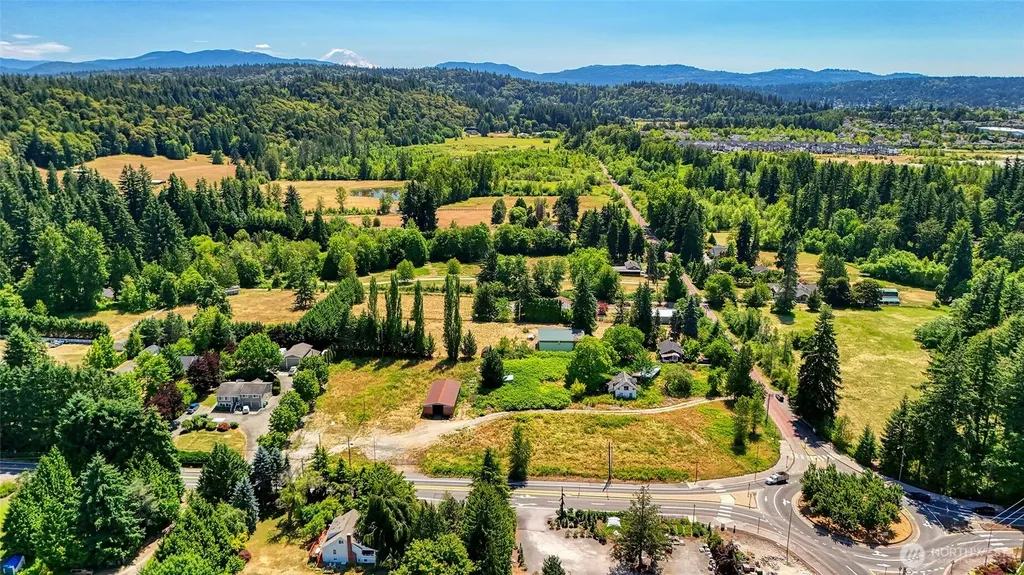 7740 196th Avenue NE Redmond WA 98053