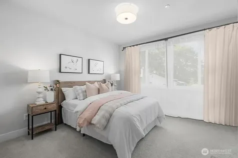 15516 NE 53rd Place Redmond WA 98052