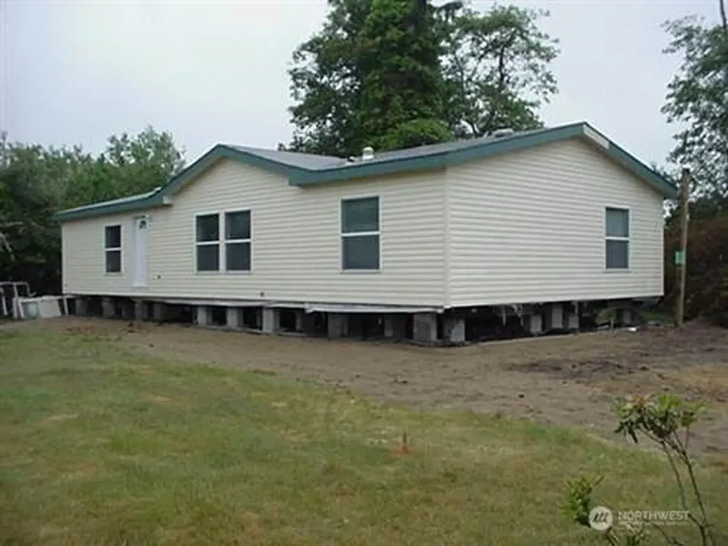 1612 2nd Avenue Grayland WA 98547