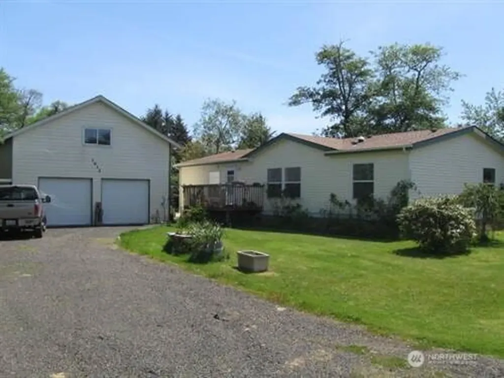 1612 2nd Avenue Grayland WA 98547