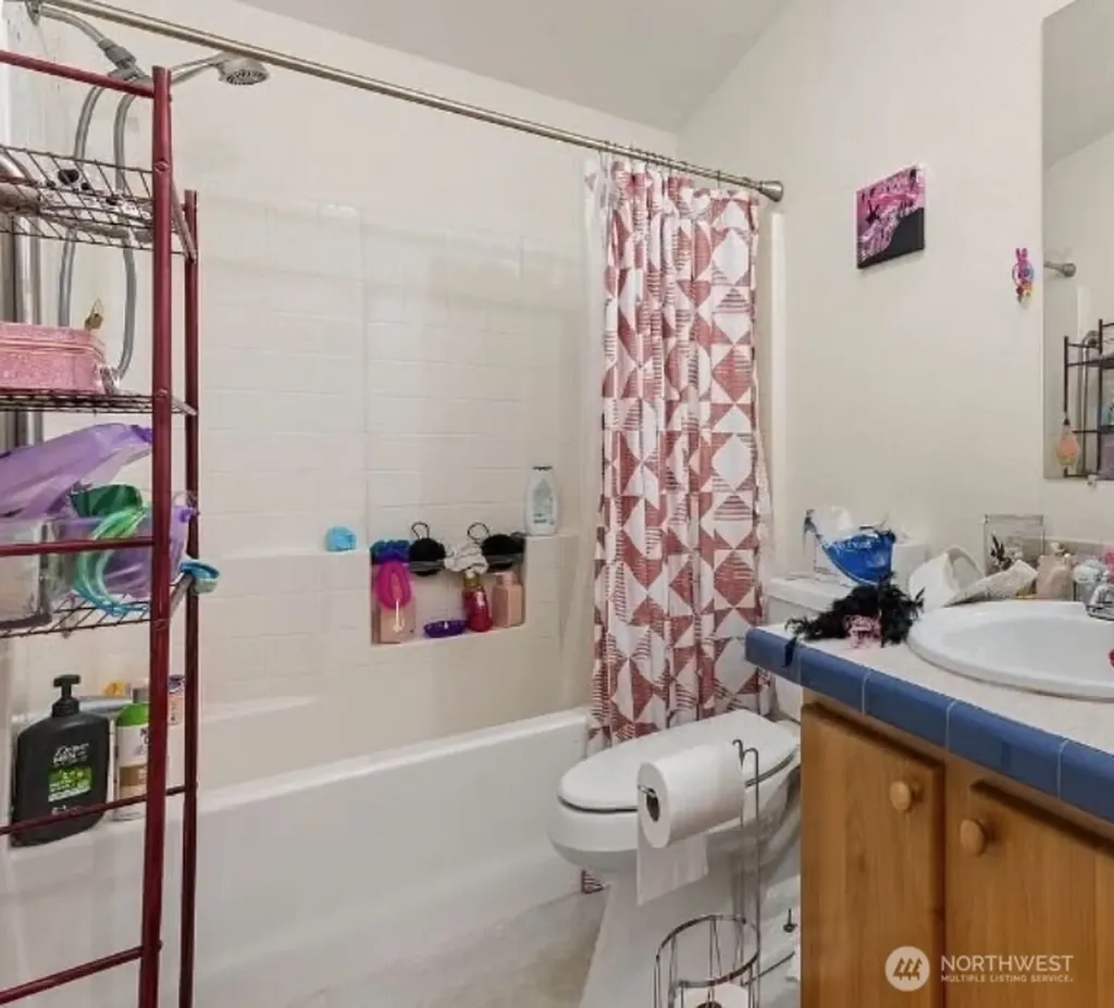 1612 2nd Avenue Grayland WA 98547