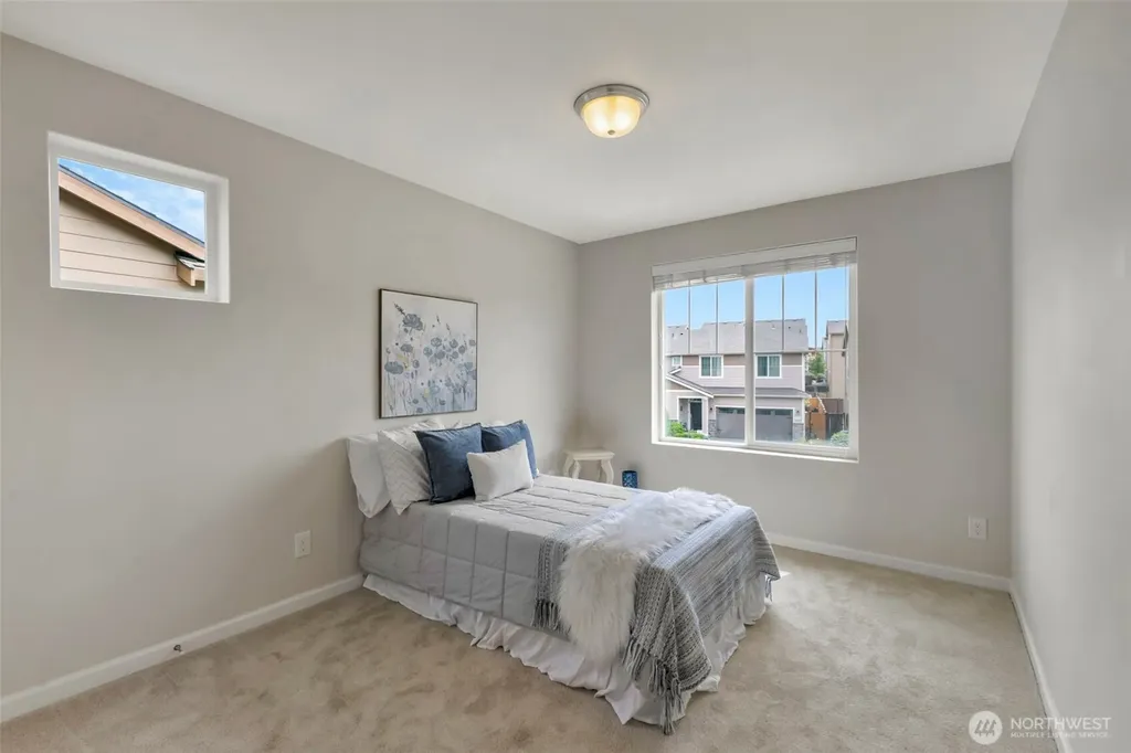 14206 67th Avenue E Puyallup WA 98373