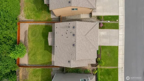14206 67th Avenue E Puyallup WA 98373