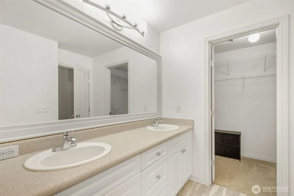 15150 140th Way SE Renton WA 98058