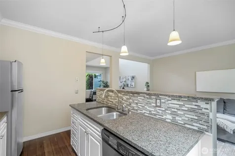15150 140th Way SE Renton WA 98058