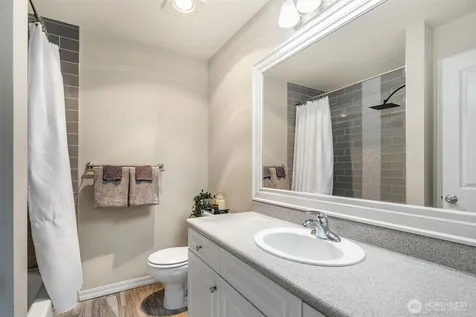 15150 140th Way SE Renton WA 98058