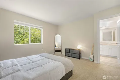 15150 140th Way SE Renton WA 98058