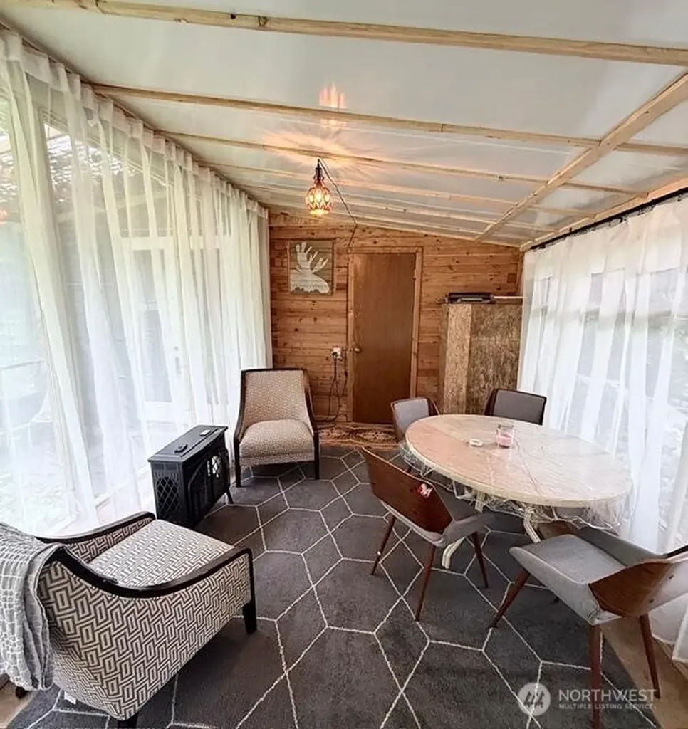 55901 317th Avenue E Ashford WA 98304