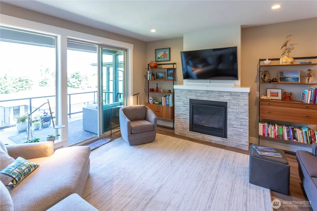 4938 Portalis Way Anacortes WA 98221