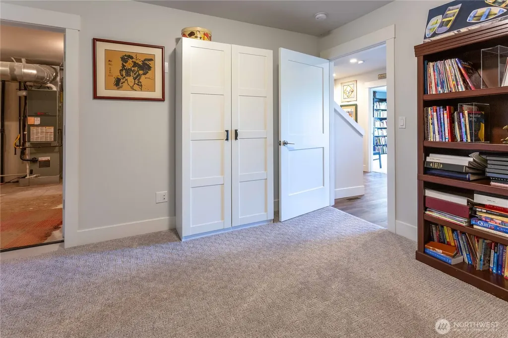 4938 Portalis Way Anacortes WA 98221