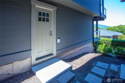4938 Portalis Way Anacortes WA 98221