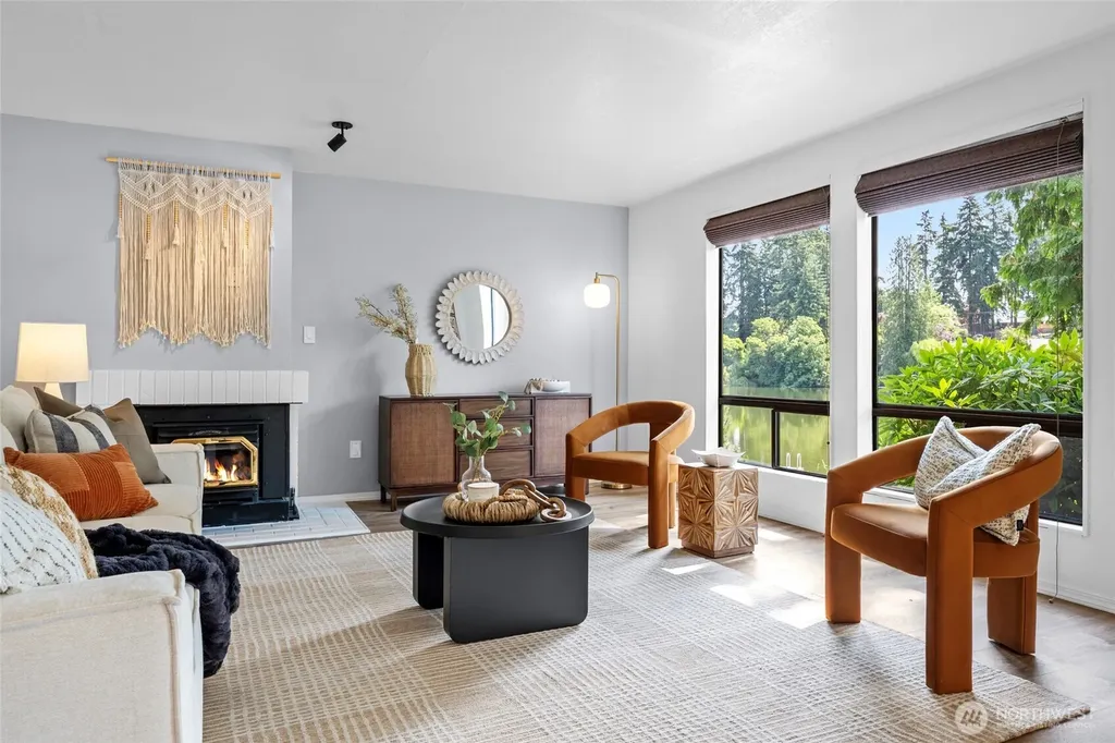 19528 Echo Lake Place N Shoreline WA 98133