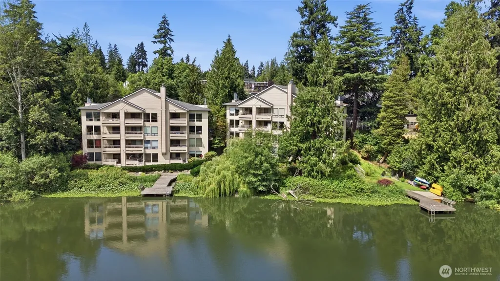 19528 Echo Lake Place N Shoreline WA 98133