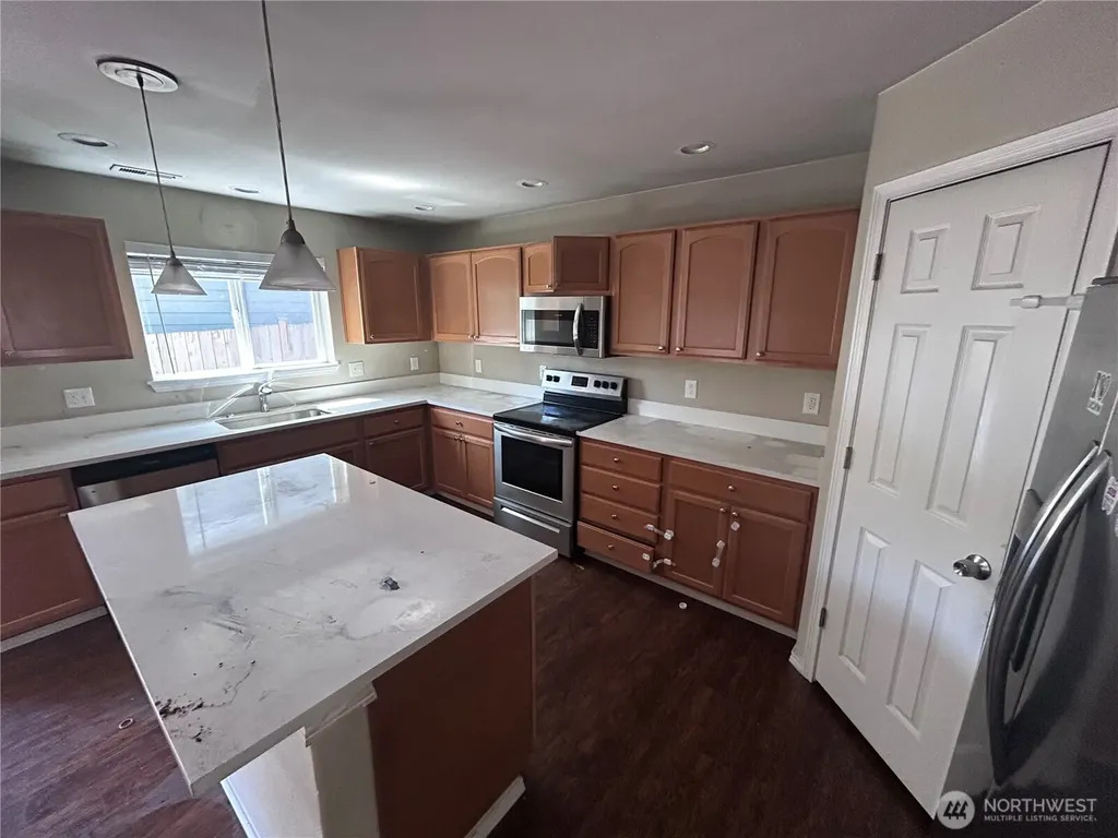 7304 35th Place NE Marysville WA 98270