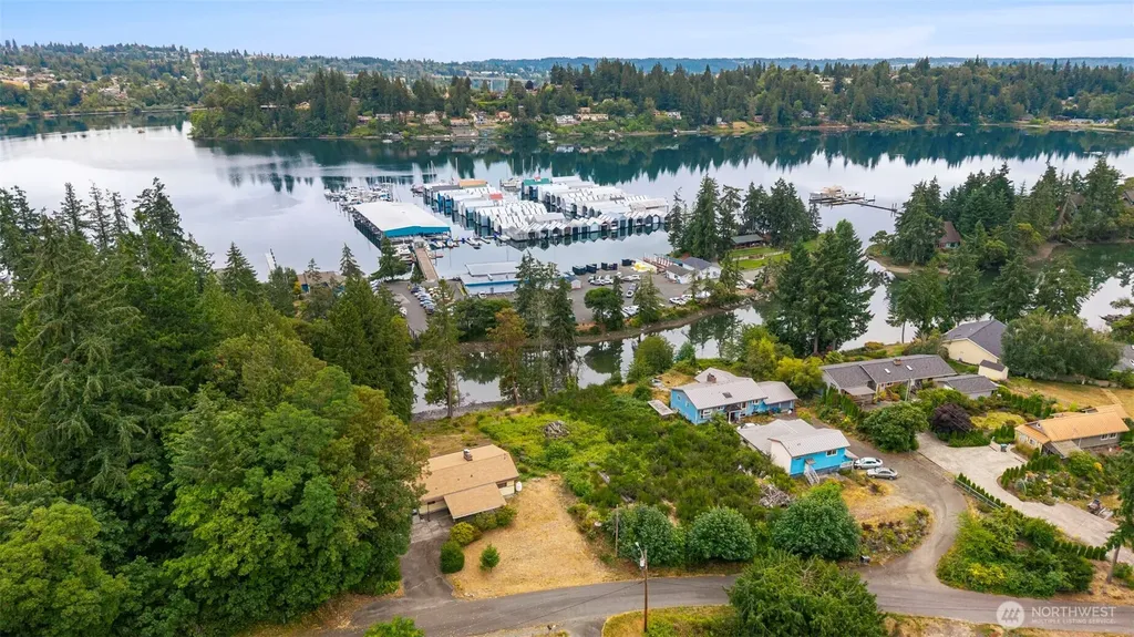 2722 Vincent Way NW Bremerton WA 98312