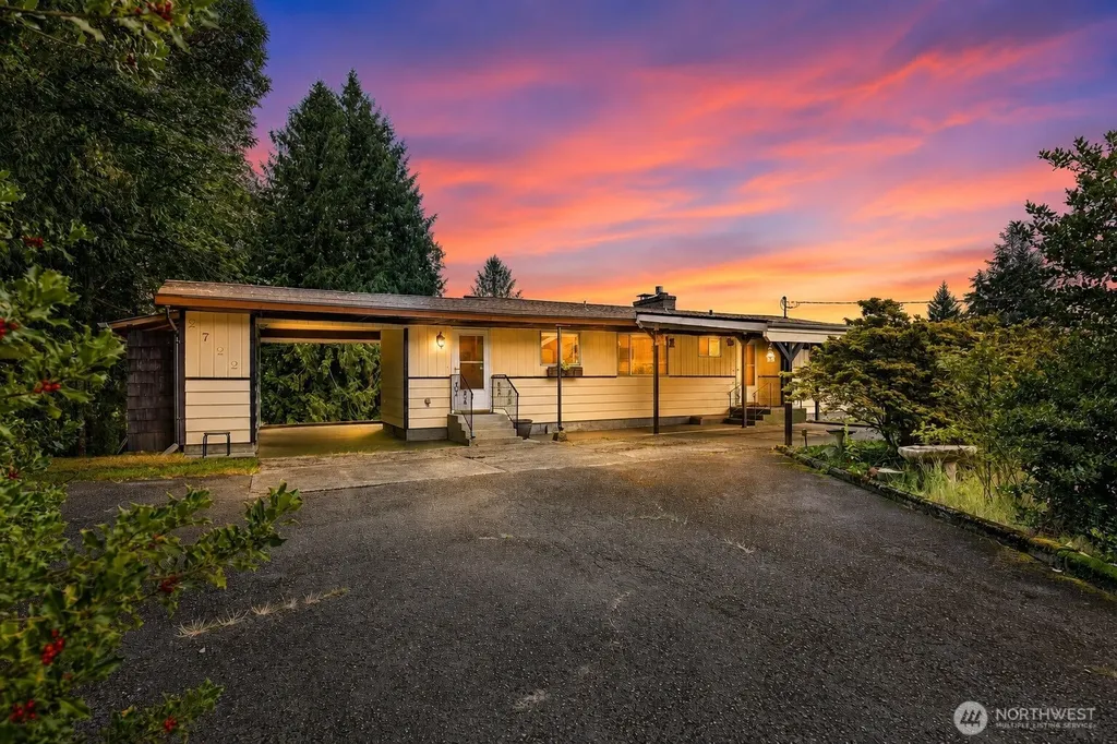 2722 Vincent Way NW Bremerton WA 98312
