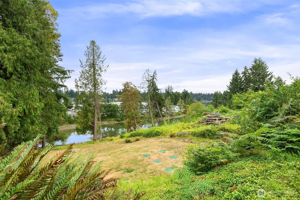 2722 Vincent Way NW Bremerton WA 98312