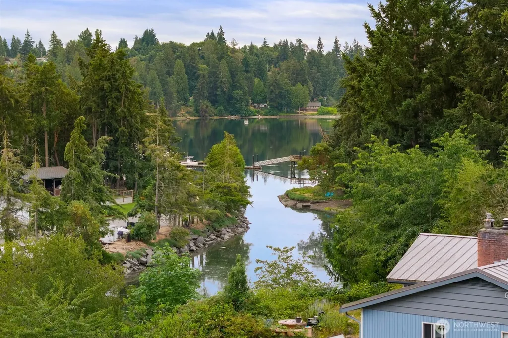 2722 Vincent Way NW Bremerton WA 98312