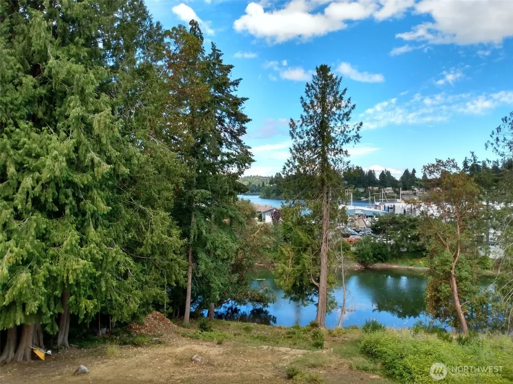 2722 Vincent Way NW Bremerton WA 98312