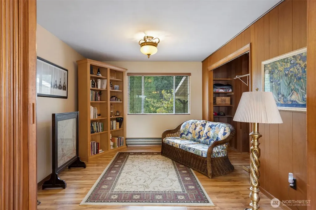 2722 Vincent Way NW Bremerton WA 98312