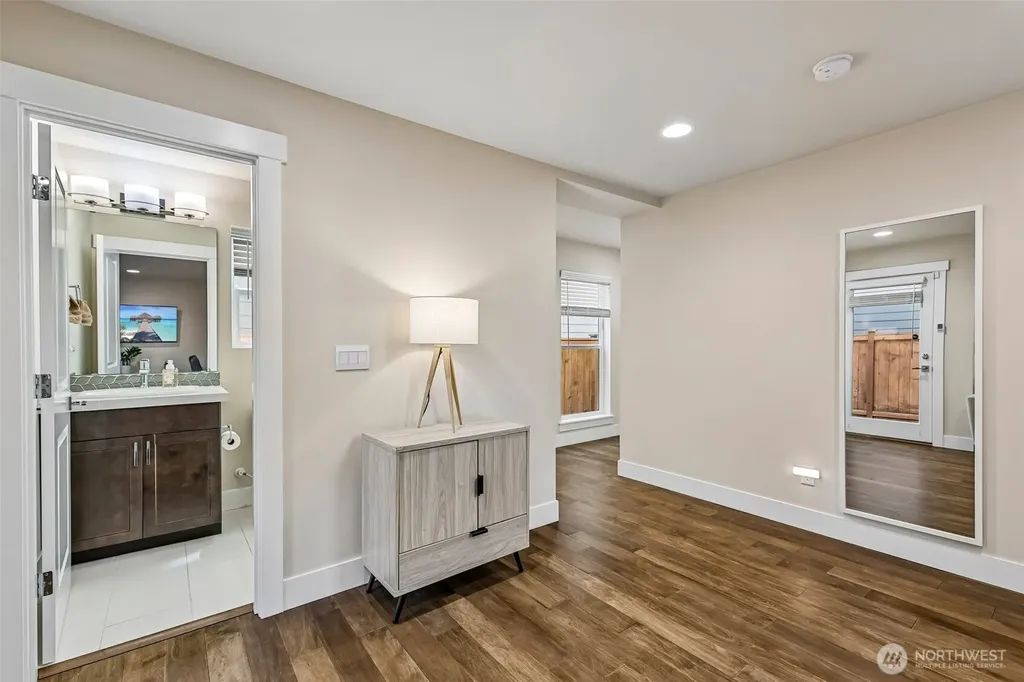 19729 Meridian Place W Bothell WA 98012
