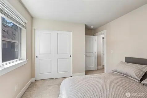 19729 Meridian Place W Bothell WA 98012