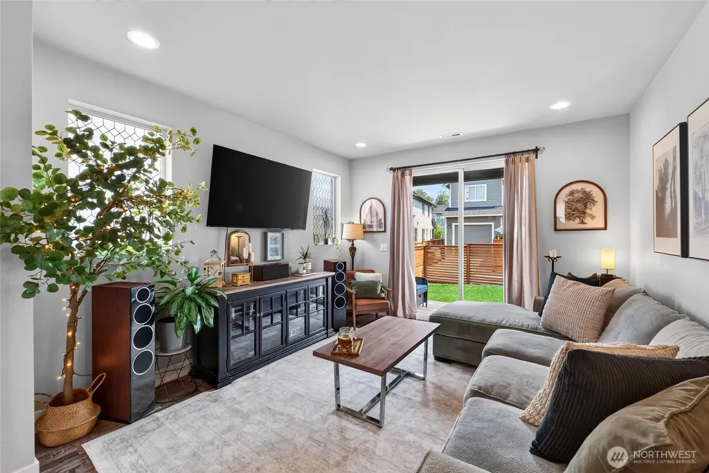 18852 129th Street E Bonney Lake WA 98391