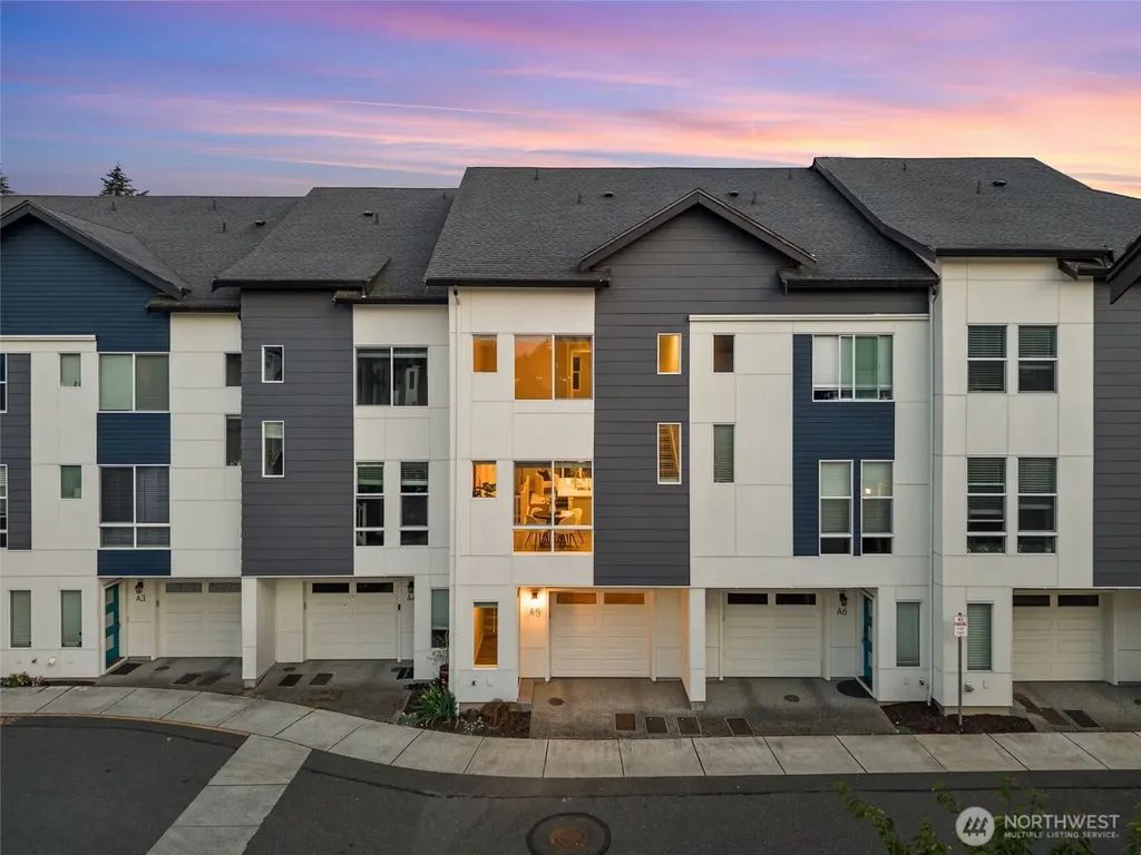 14715 Admiralty Way Lynnwood WA 98087